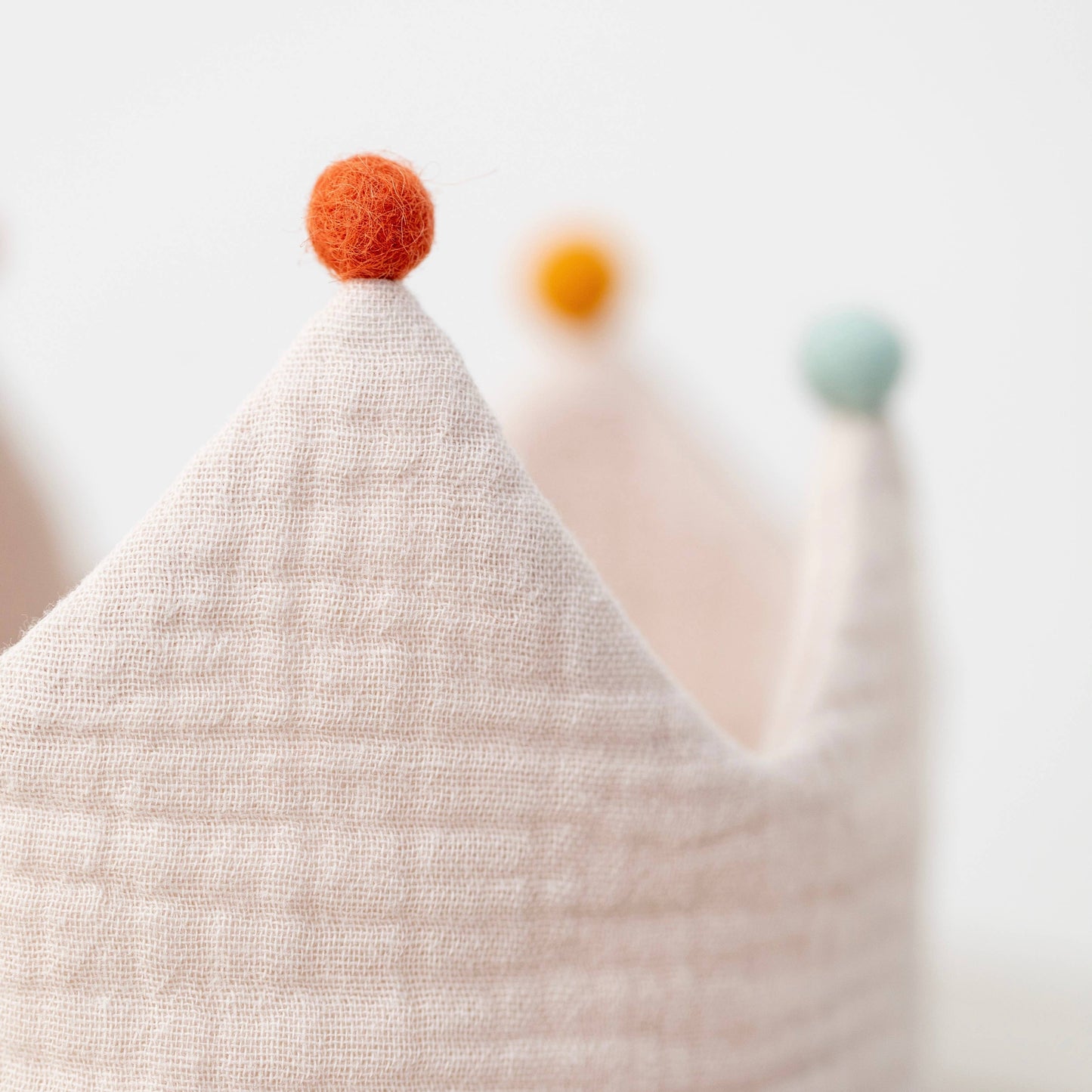 Birthday Crown with Pom-Poms, sand.
