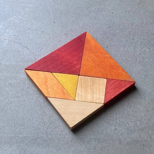 Tangram - family game: Warm