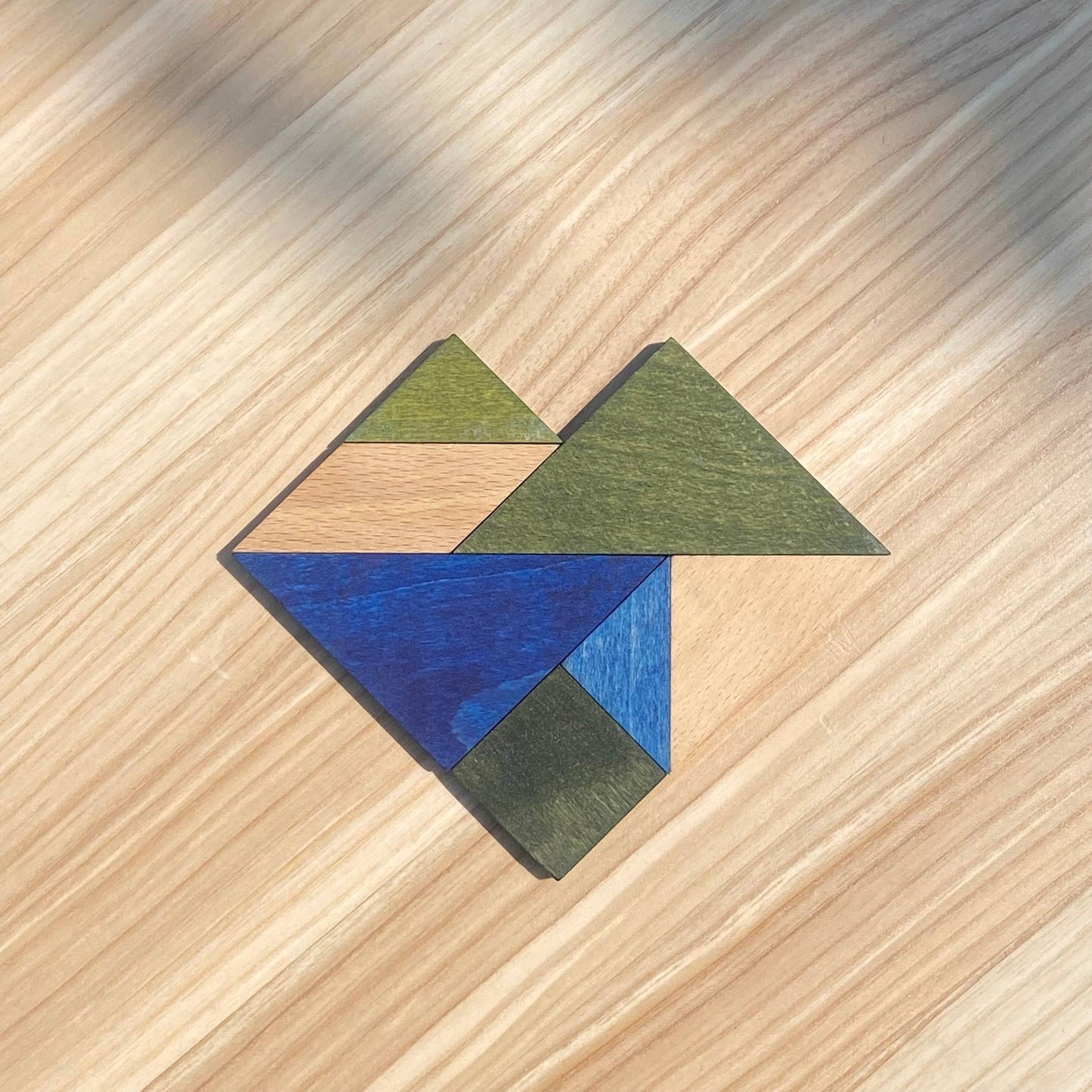 Tangram - family game: Cold