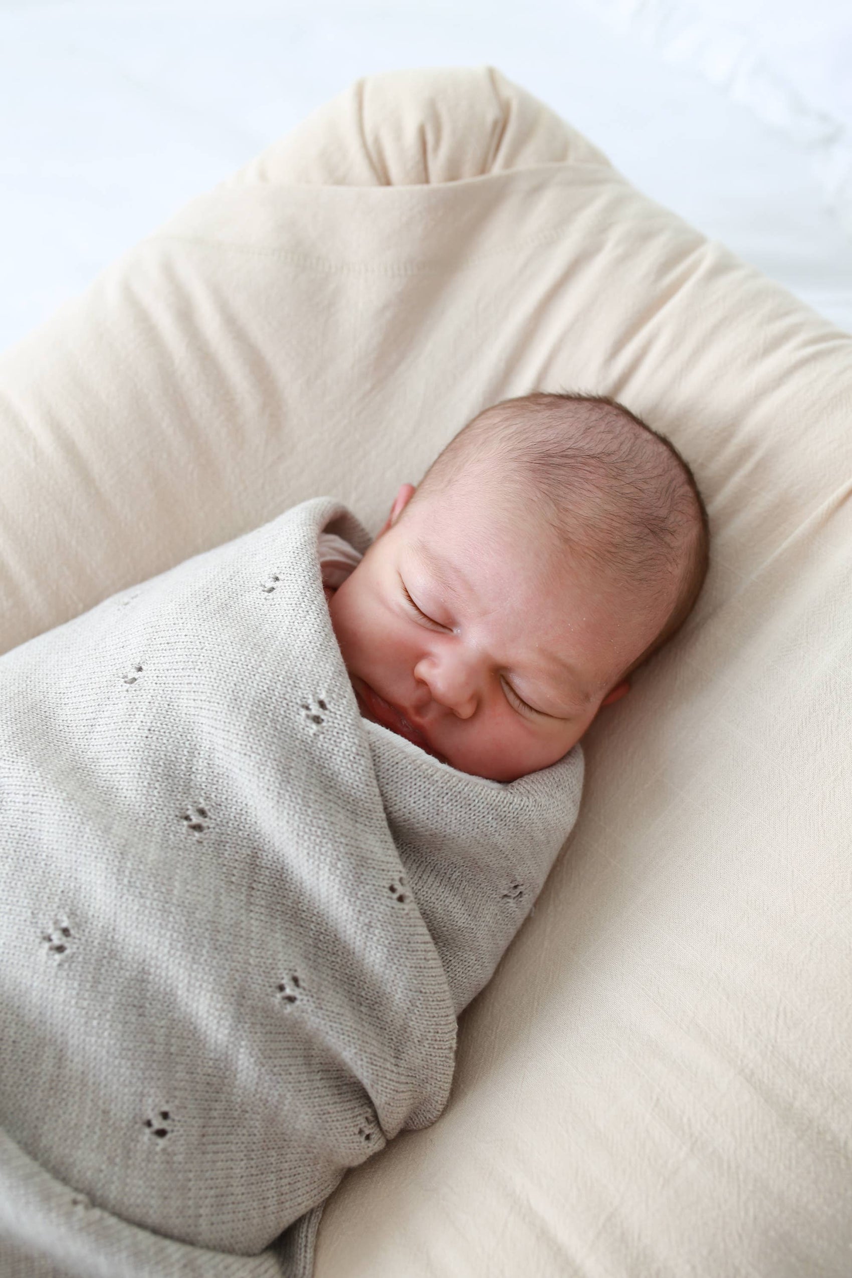 Merino Wool Knitted Baby Blanket, All-Season, Oeko-Tex Certified