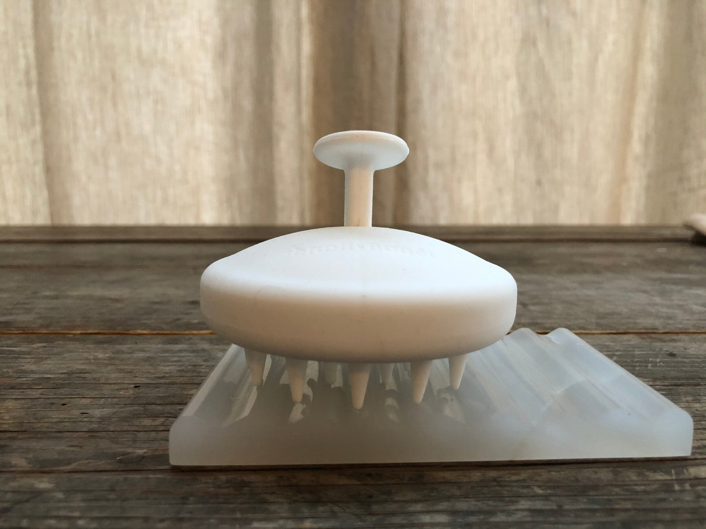 Bonet et Bonet, Scalp Massage Tool, White