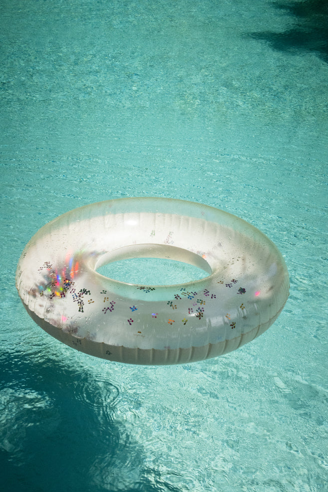 Konges Sløjd, Grande Swim Ring, Multi Cherry Blush Transparent