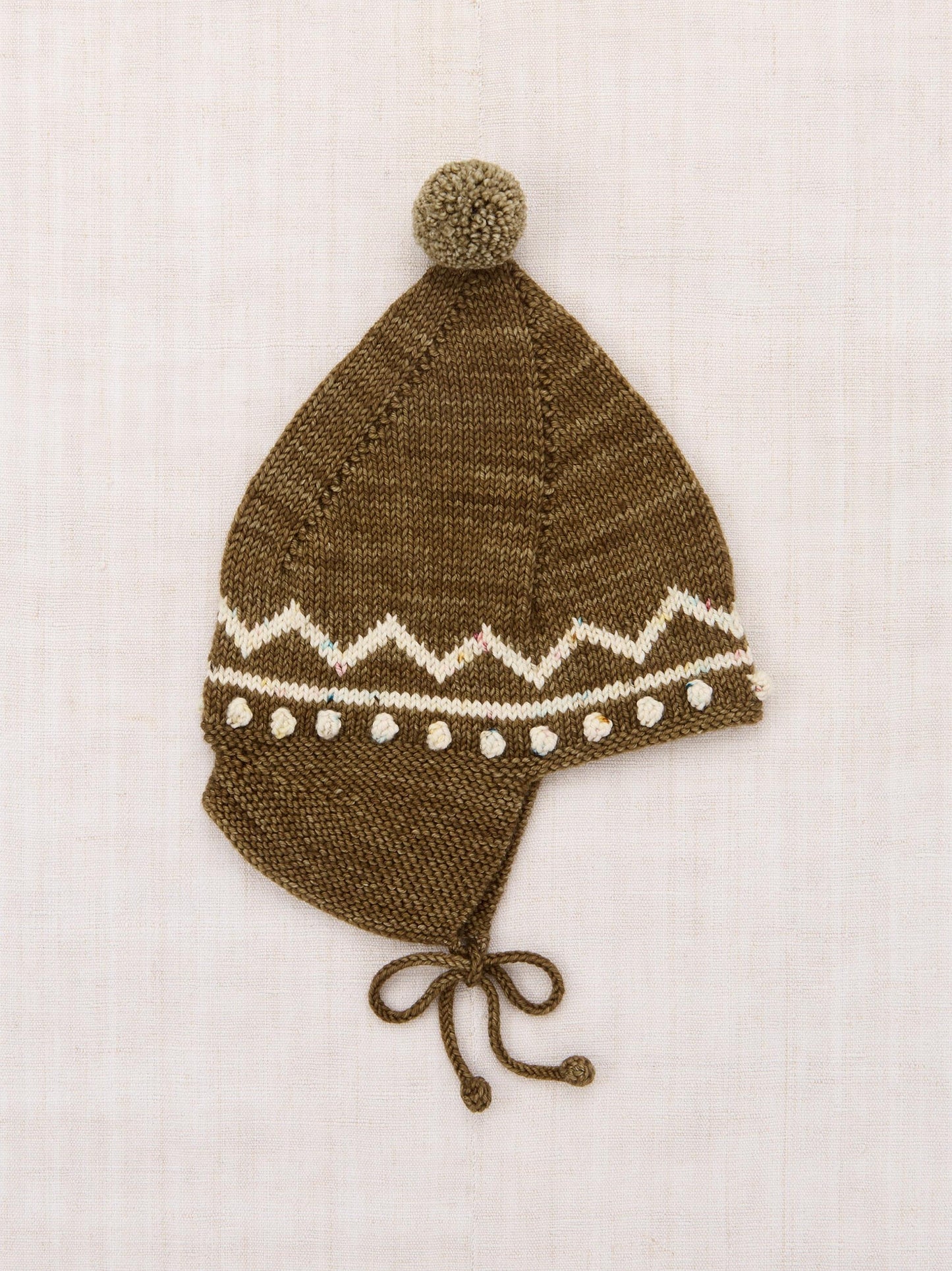 Zig Zag Pointy Peak Hat, Nushell