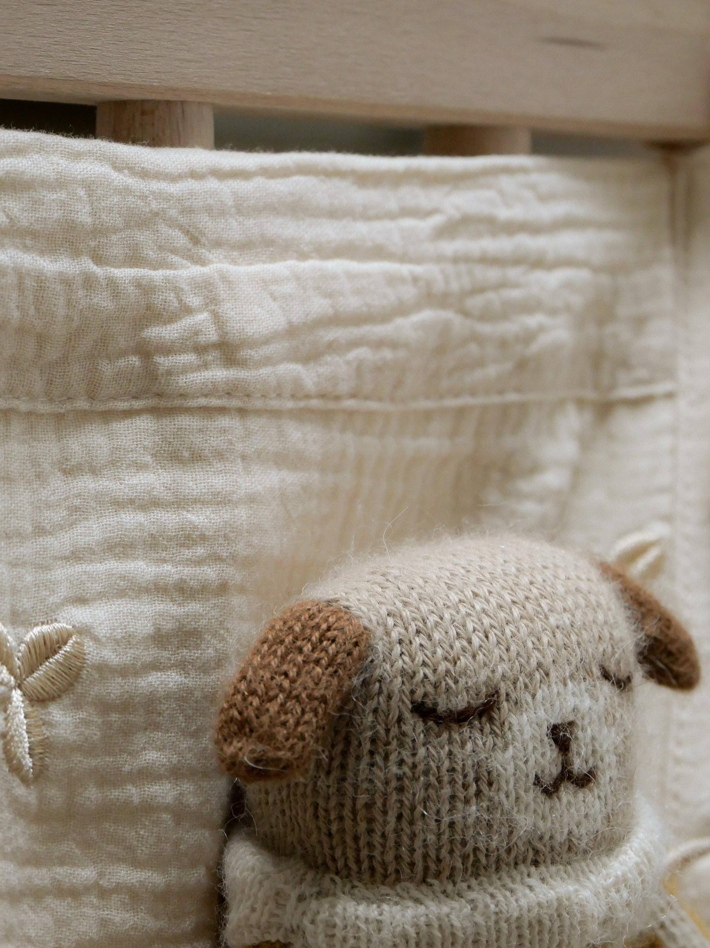 Bedside Pocket, Clover