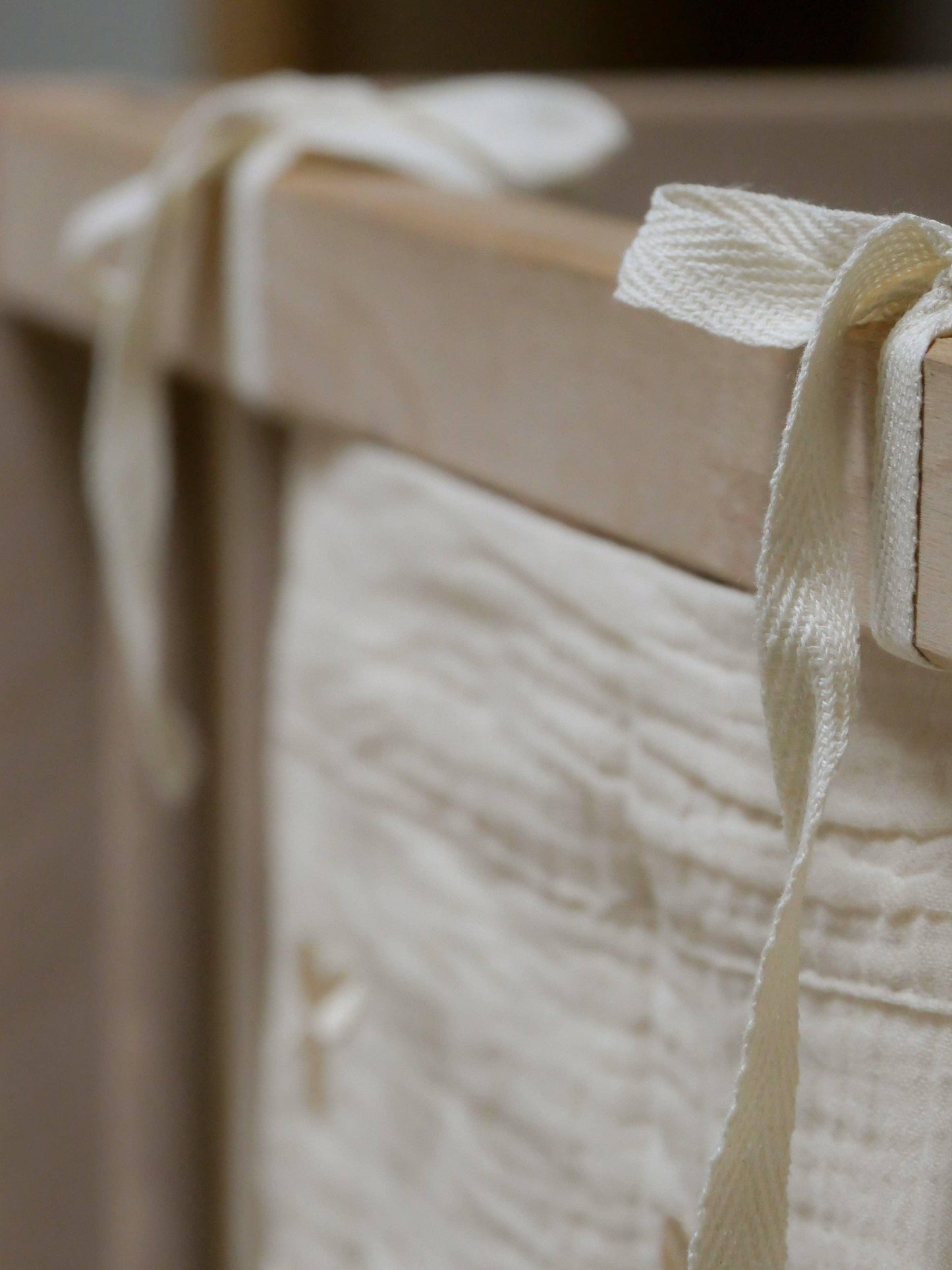 Bedside Pocket, Clover