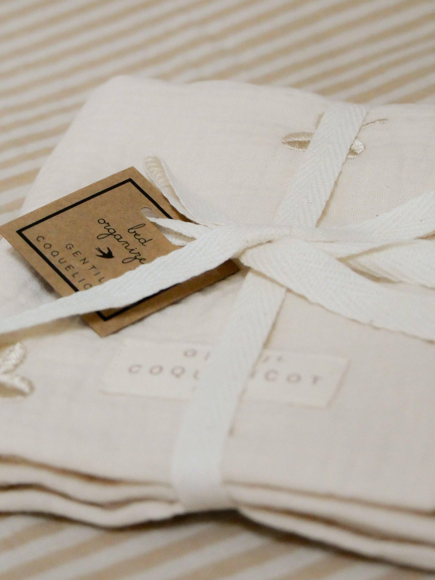 Bedside Pocket, Clover