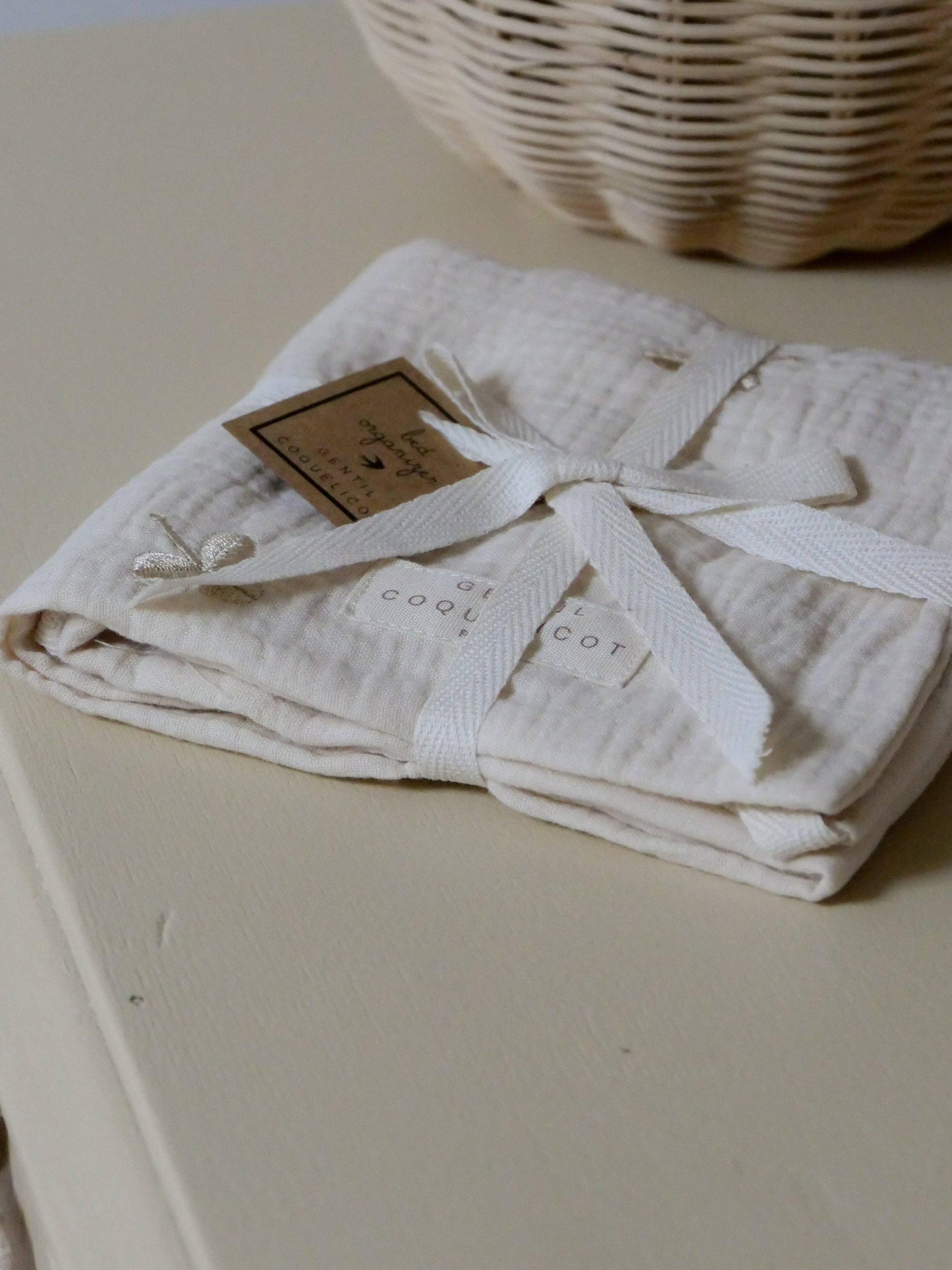 Bedside Pocket, Clover