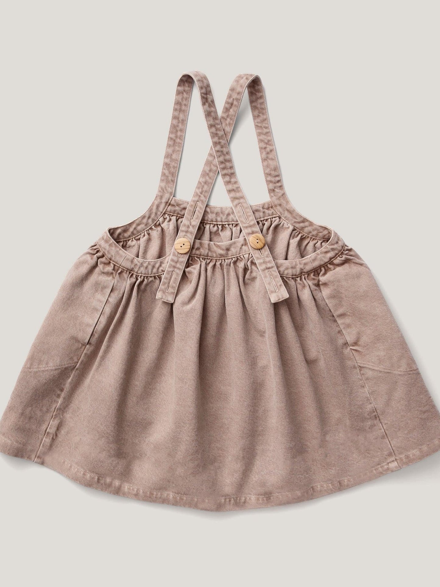 Eloise Pinafore, Pedra