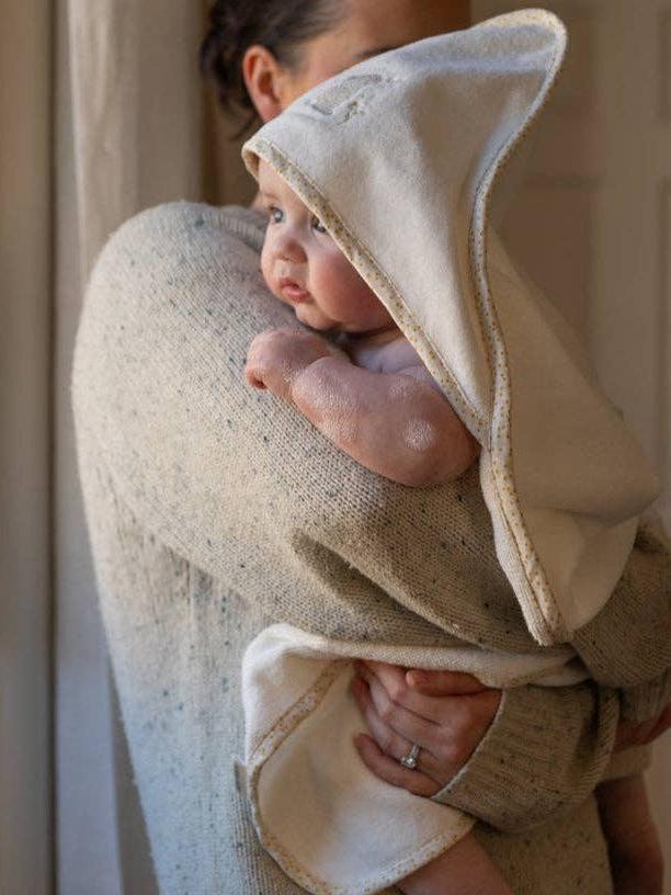 Hooded Towel, Wild Chamomile