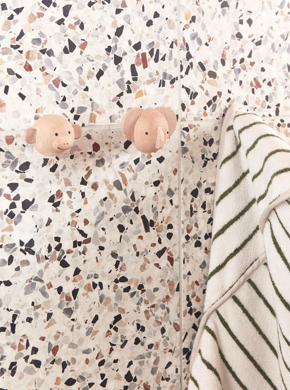 Oyoy, Raita Hooded Towel, Green & Offwhite