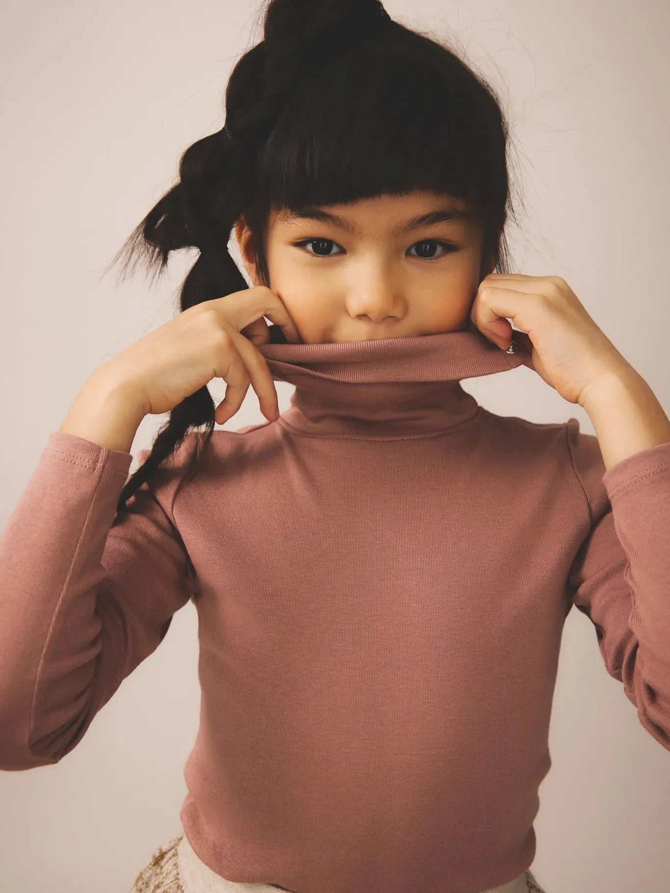 Snap Turtleneck, Cherry.