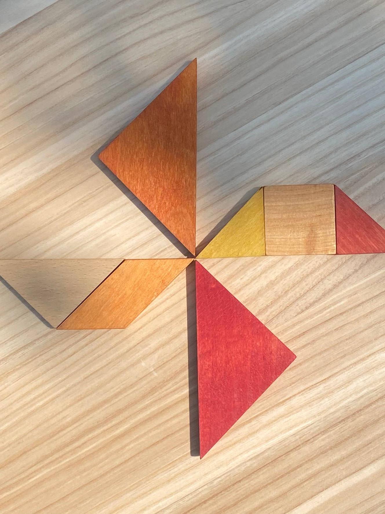 Tangram - family gameWarm
