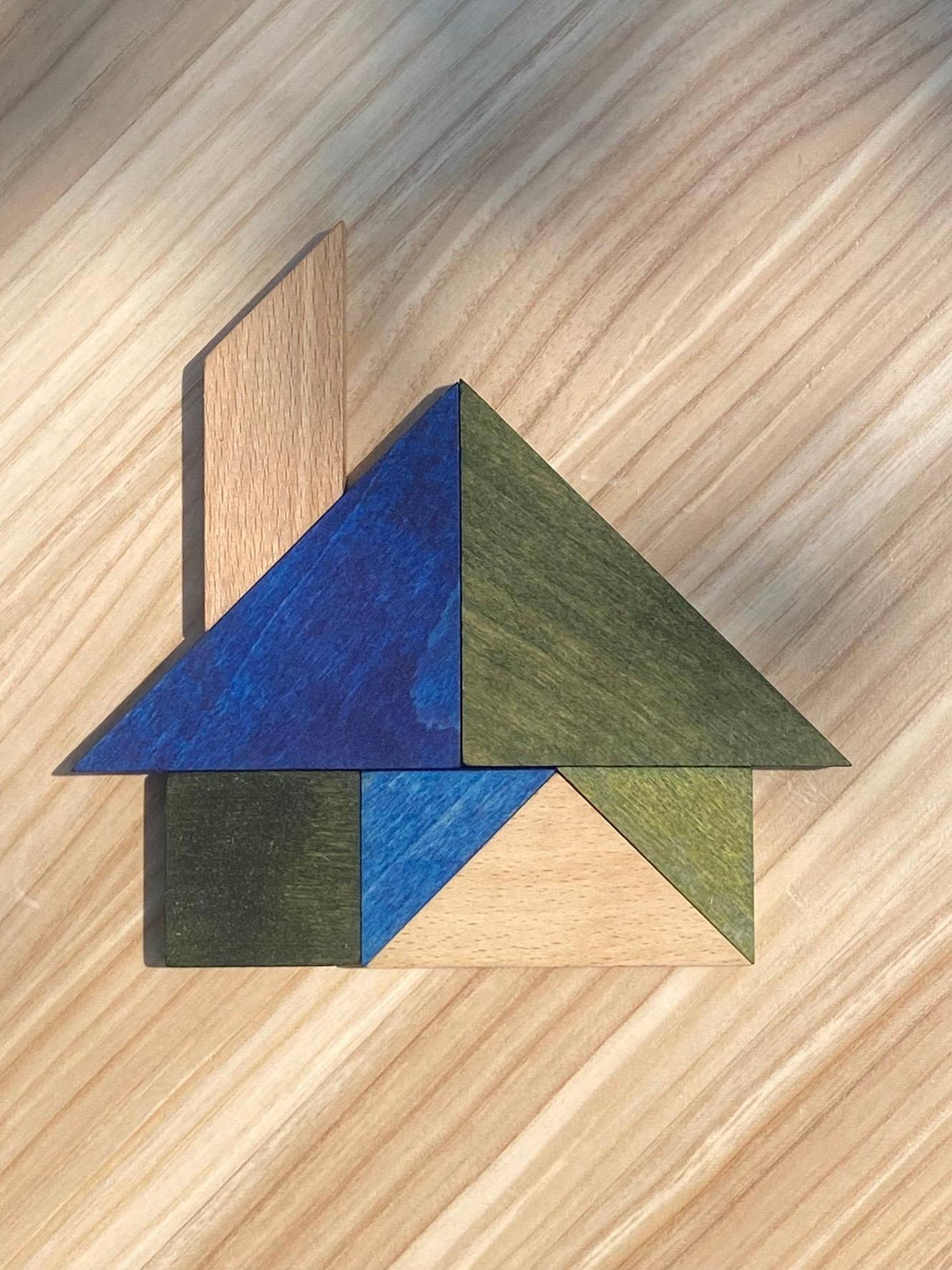 Tangram - family gameWarm