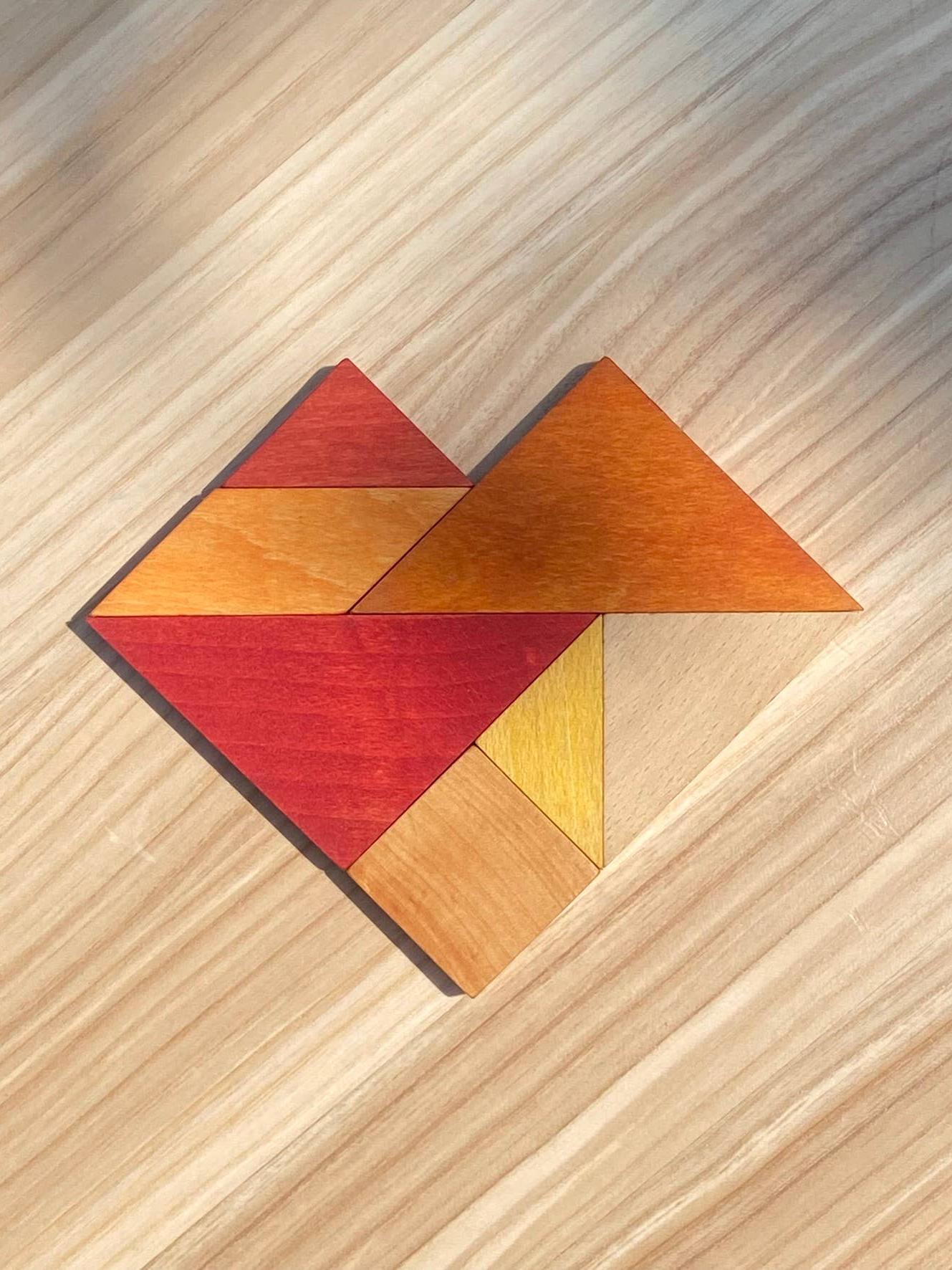 Tangram - family gameWarm