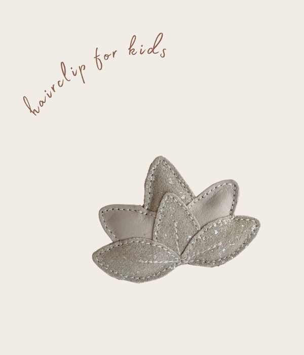 Josy Hairclip, Lotus
