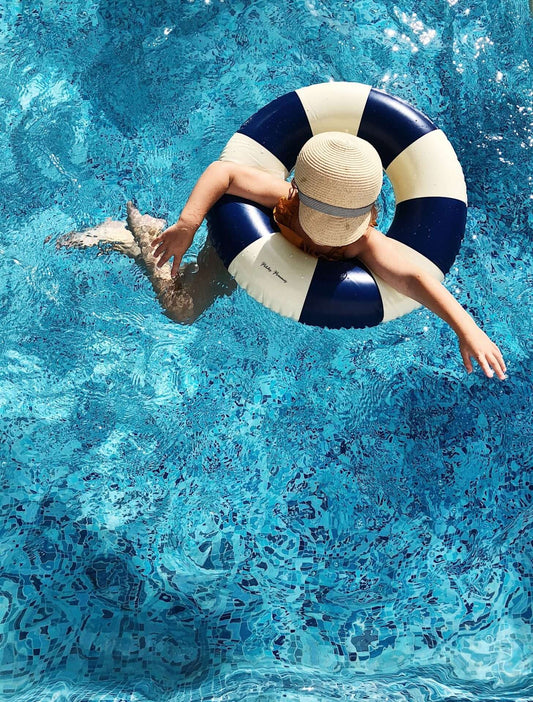 Float, Cannes Blue, Petites Pommes