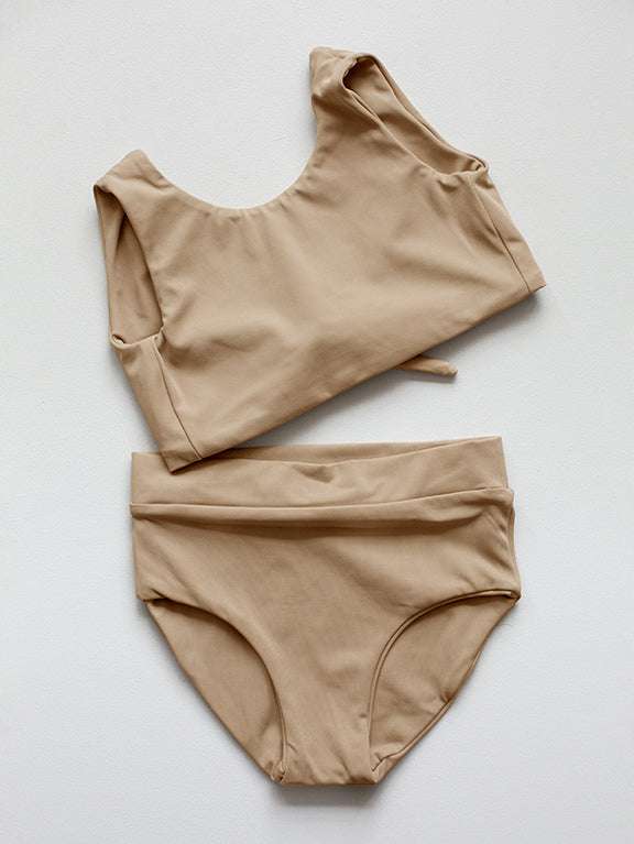 The Simple Folk, The Simple Folk, The Bikini Top, Desert