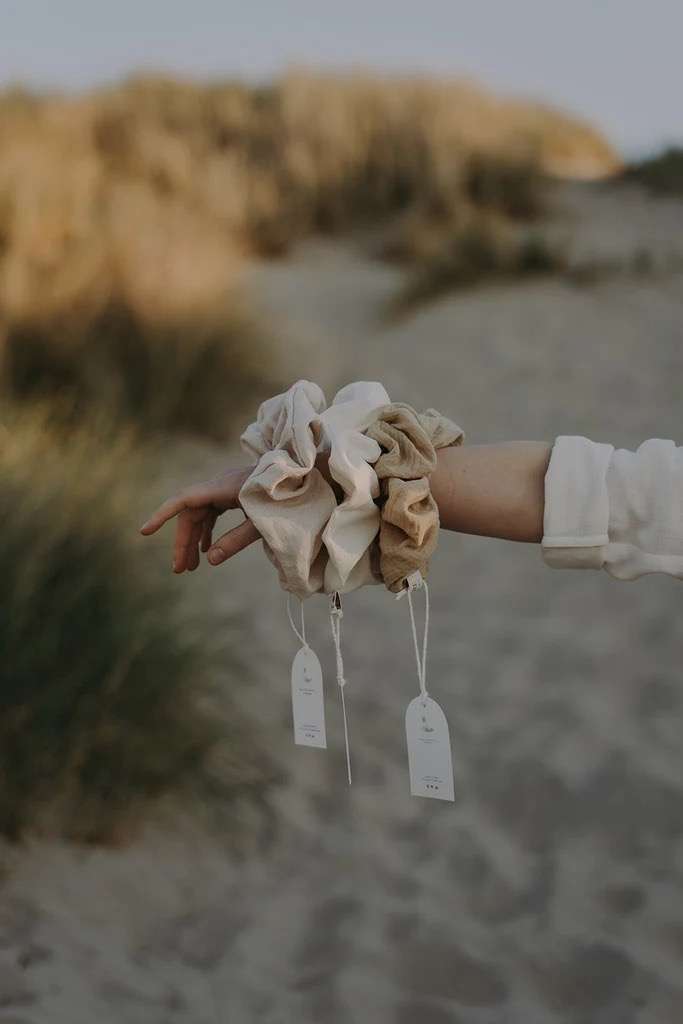 Gloria Statement Scrunchie, Beige, Jeanne Le Studio