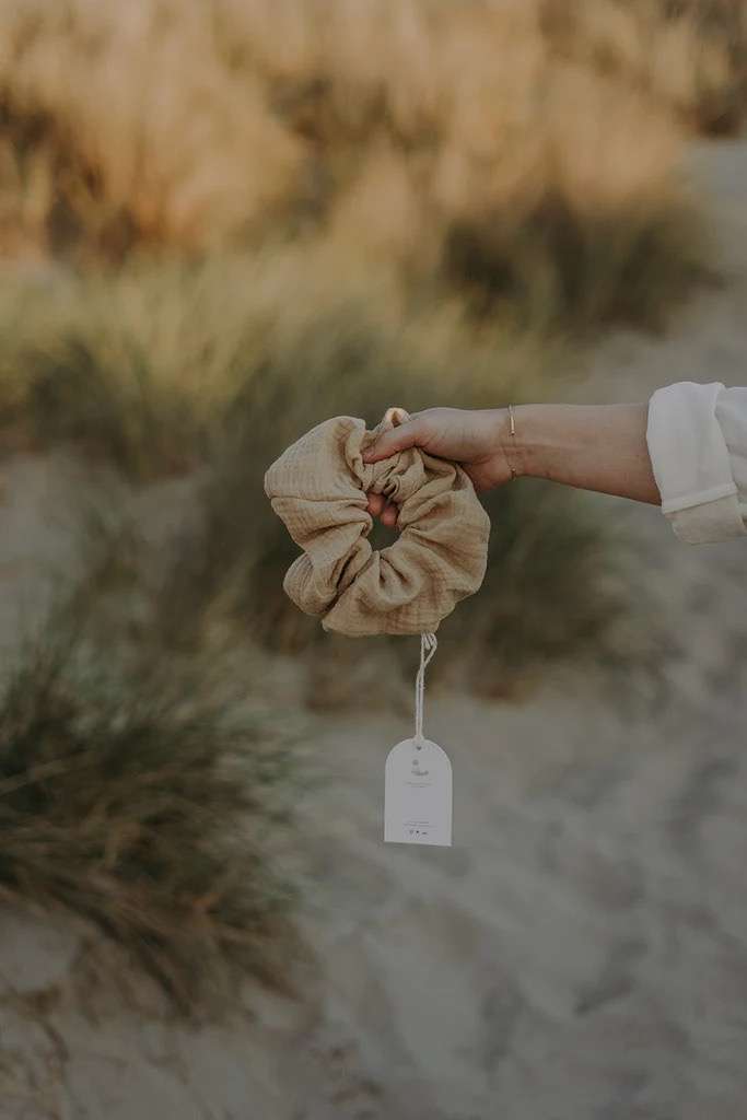 Gloria Statement Scrunchie, Beige, Jeanne Le Studio