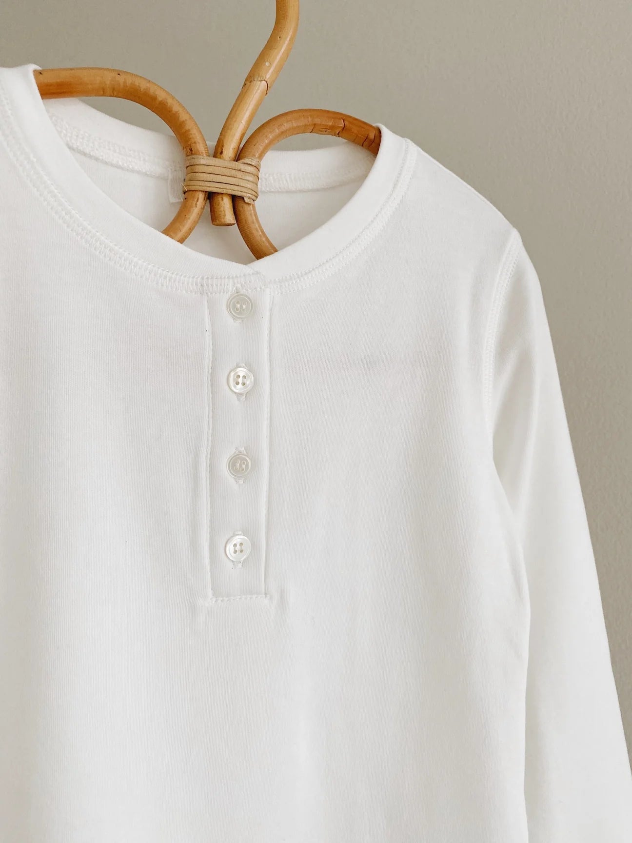 Lalaby, Hector Tee, Natural White, Organic