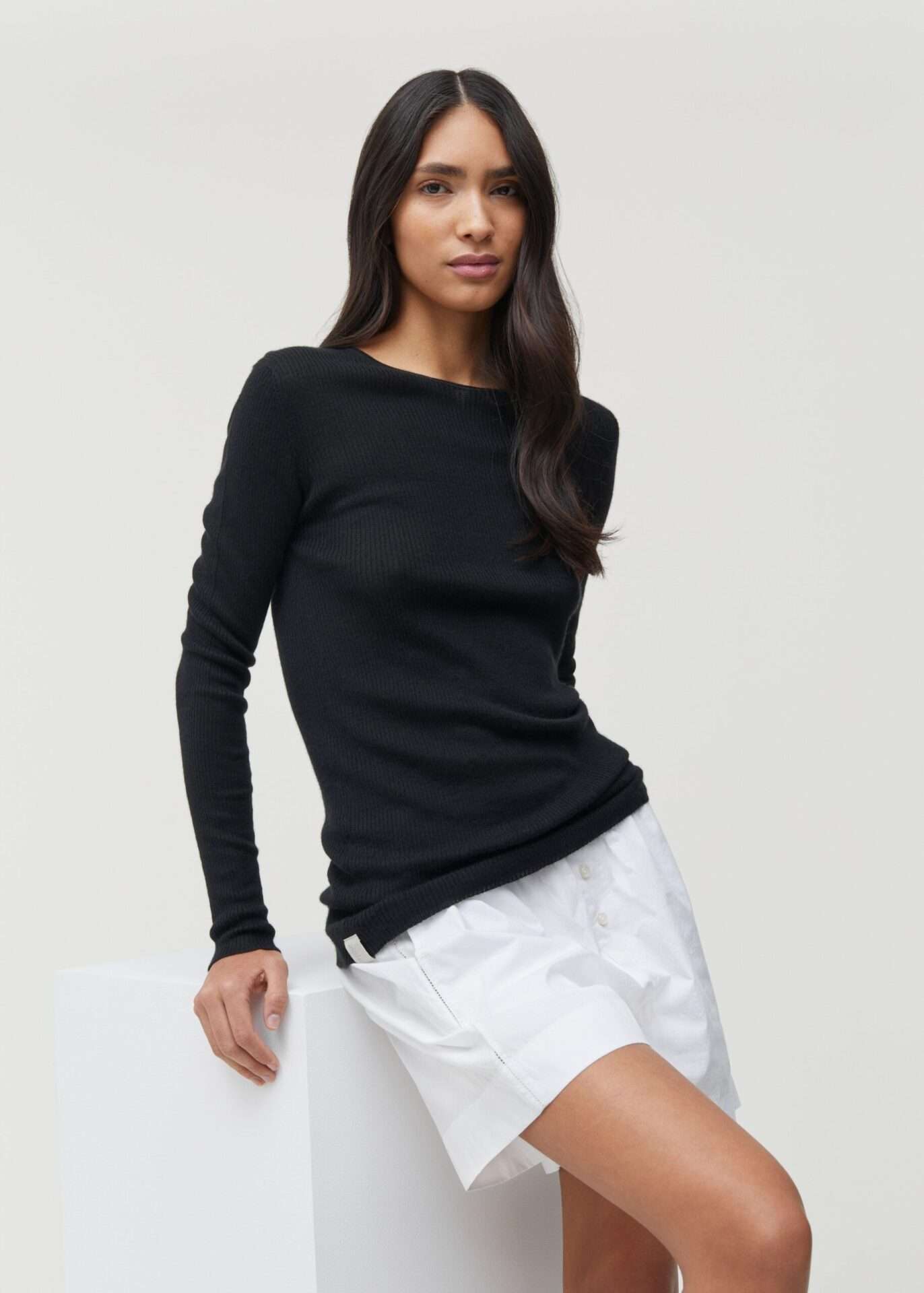 Aiayu, Madigan Cashmere Blouse, Black