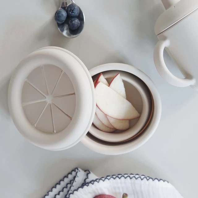 Silicone Snack Cup, Oyster Beige, Bobbi Balloon