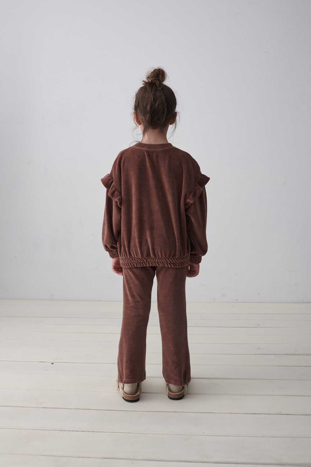 Velour Ruffle Sweatshirt, Nora, Brown & Oekotex